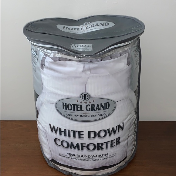 Hotel Grand Bedding Hotel Grand White Down Queen Comforter 9 X 98